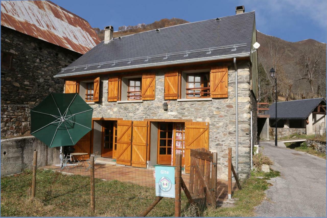 Willa Pyrenees Stone Mountain House Bagnères-de-Luchon Zewnętrze zdjęcie